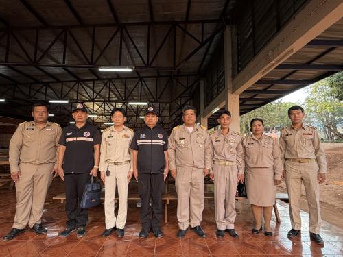 พช.ทองผาภูมิ ร่วมกับ กอ.รมน. ลงพื้นที่ติดตามการดำเนินงานกองทุนแม่ของแผ่นดิน