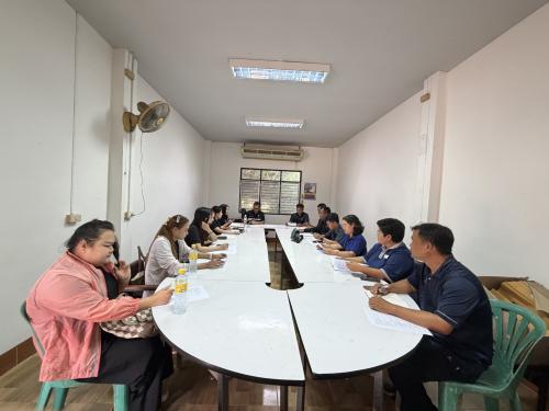 พช.ทองผาภูมิ ร่วมกับ กฟผ. ประชุมหารือการดำเนินโครงการอบรมการตลาดออนไลน์ (TikTok) สำหรับผู้ประกอบการ OTOP และวิสาหกิจชุมชน